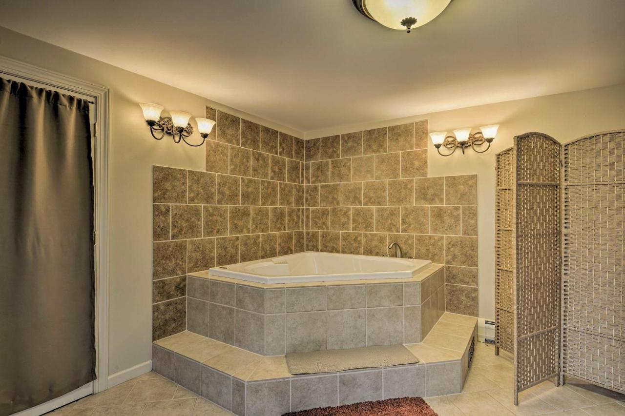 Spacious Home By Finger Lakes And Watkins Glen! Burdett Exterior foto