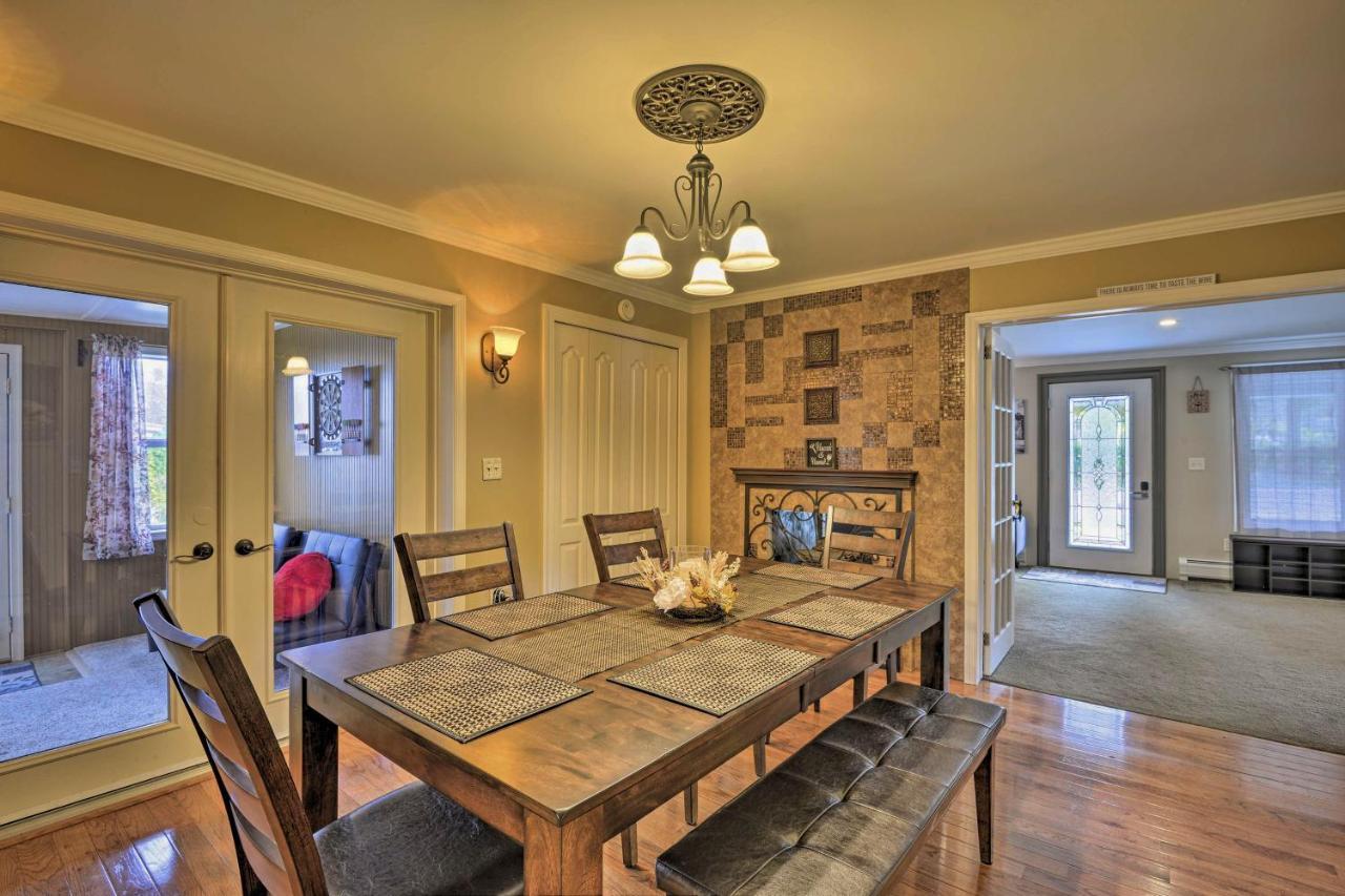 Spacious Home By Finger Lakes And Watkins Glen! Burdett Exterior foto