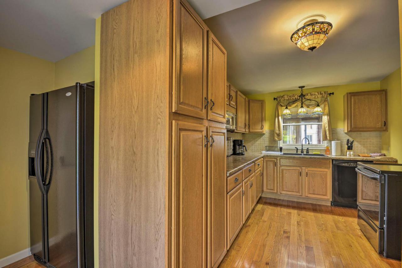 Spacious Home By Finger Lakes And Watkins Glen! Burdett Exterior foto