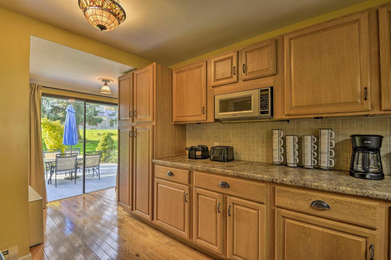 Spacious Home By Finger Lakes And Watkins Glen! Burdett Exterior foto